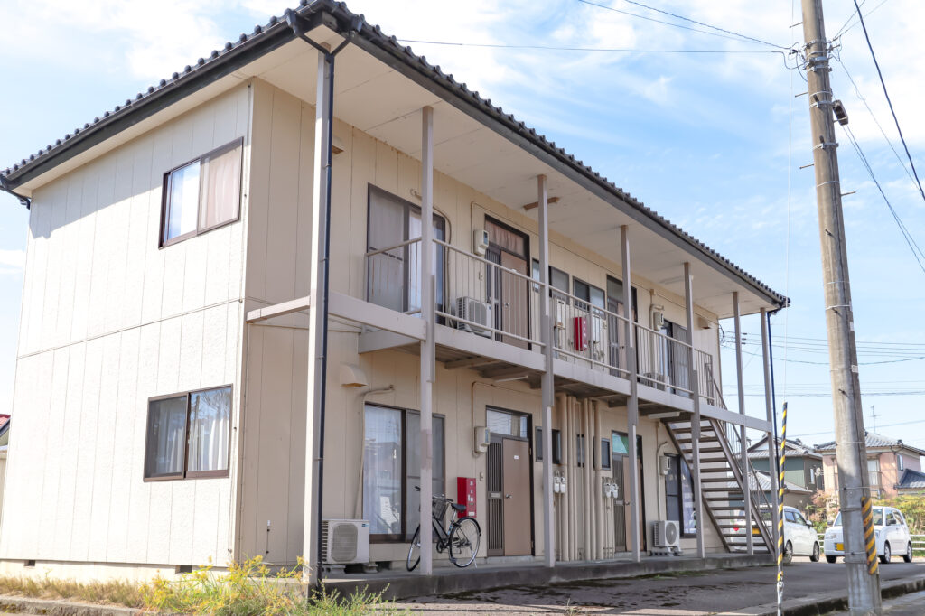 法定耐用年数を過ぎた木造アパートのリスクとデメリット