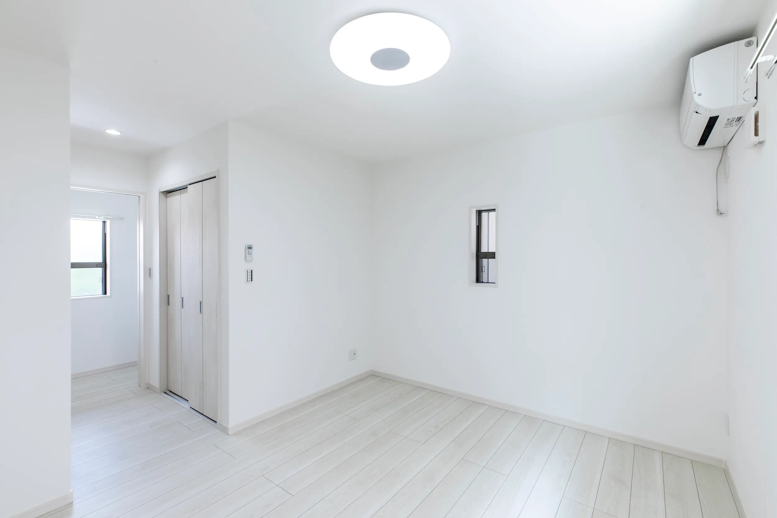 賃貸併用住宅の洋室