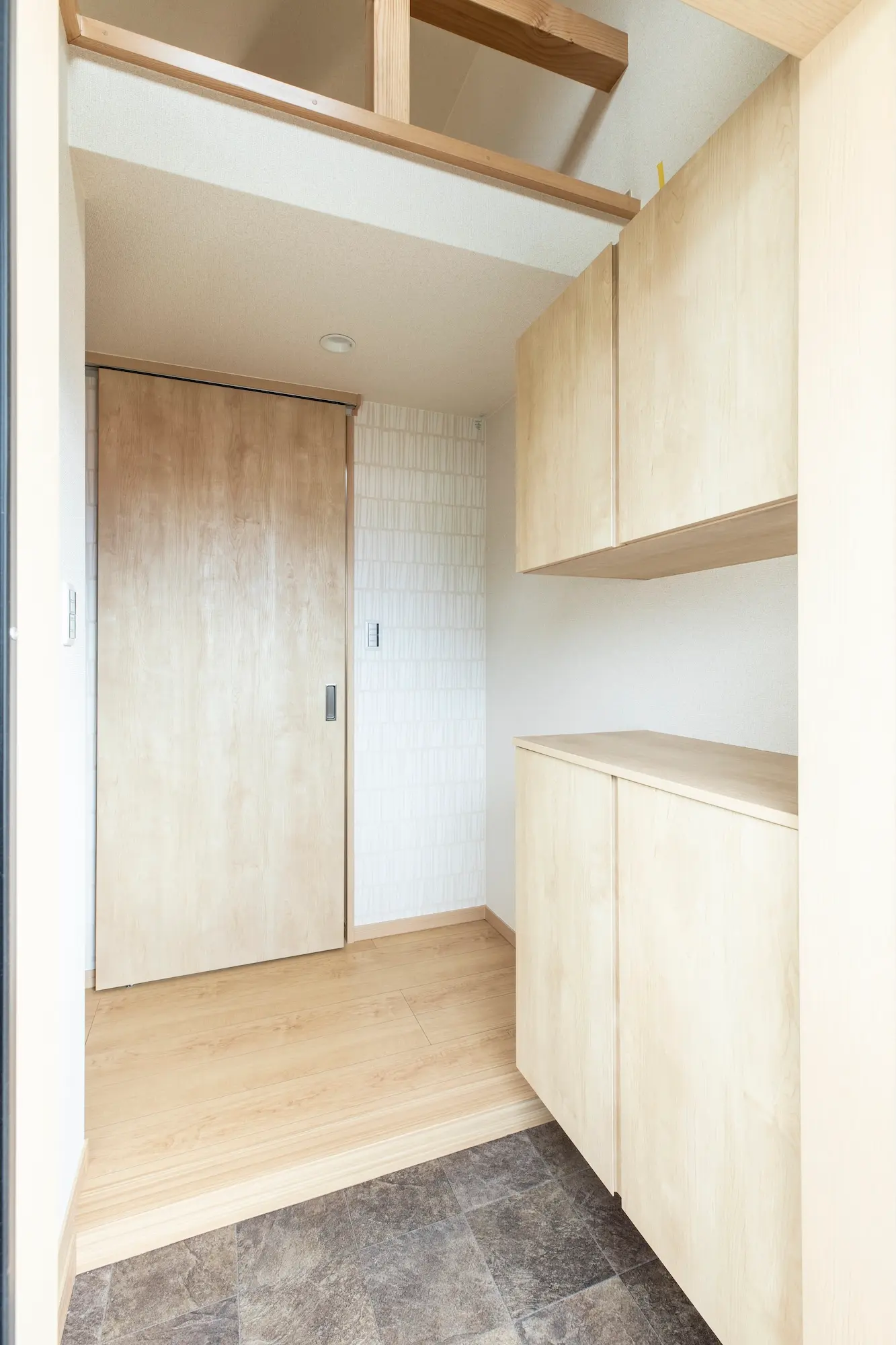 賃貸併用住宅の玄関