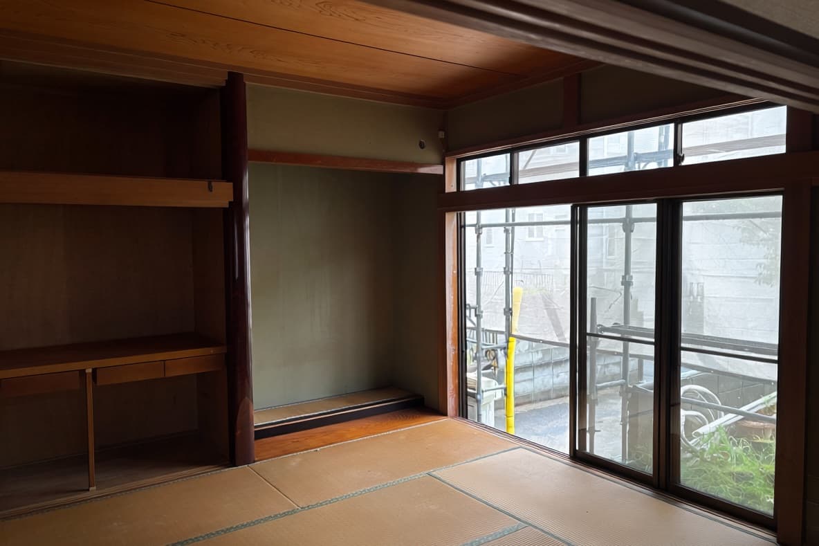 横浜の工務店による住宅のリノベーション：より安全で安心の住み心地を：障子から光が入る落ち着いた和室（BEFORE）