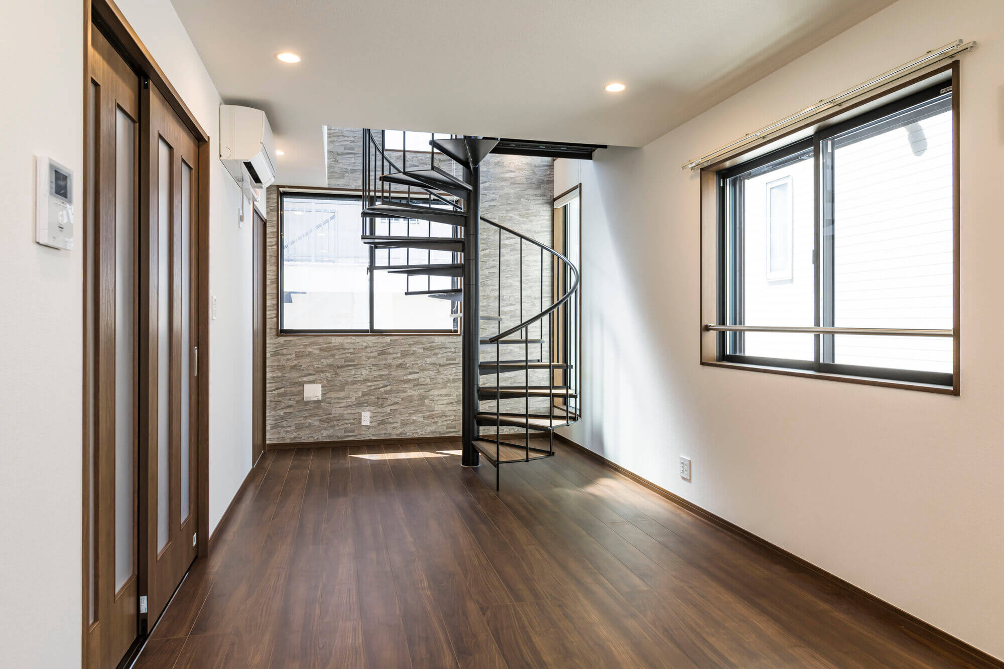 横浜の工務店による注文住宅・輸入住宅・賃貸アパートメントの事例