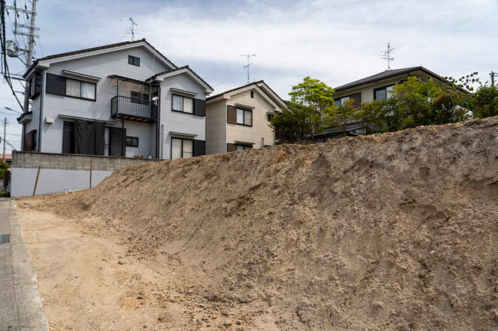 高低差のある土地