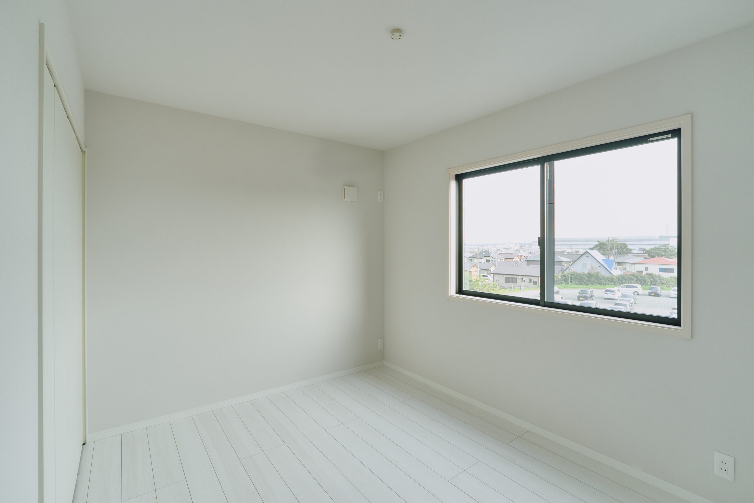敷地を広々と活用した二世帯住宅